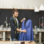 How to Become a Fashion Designer: A complete Guide